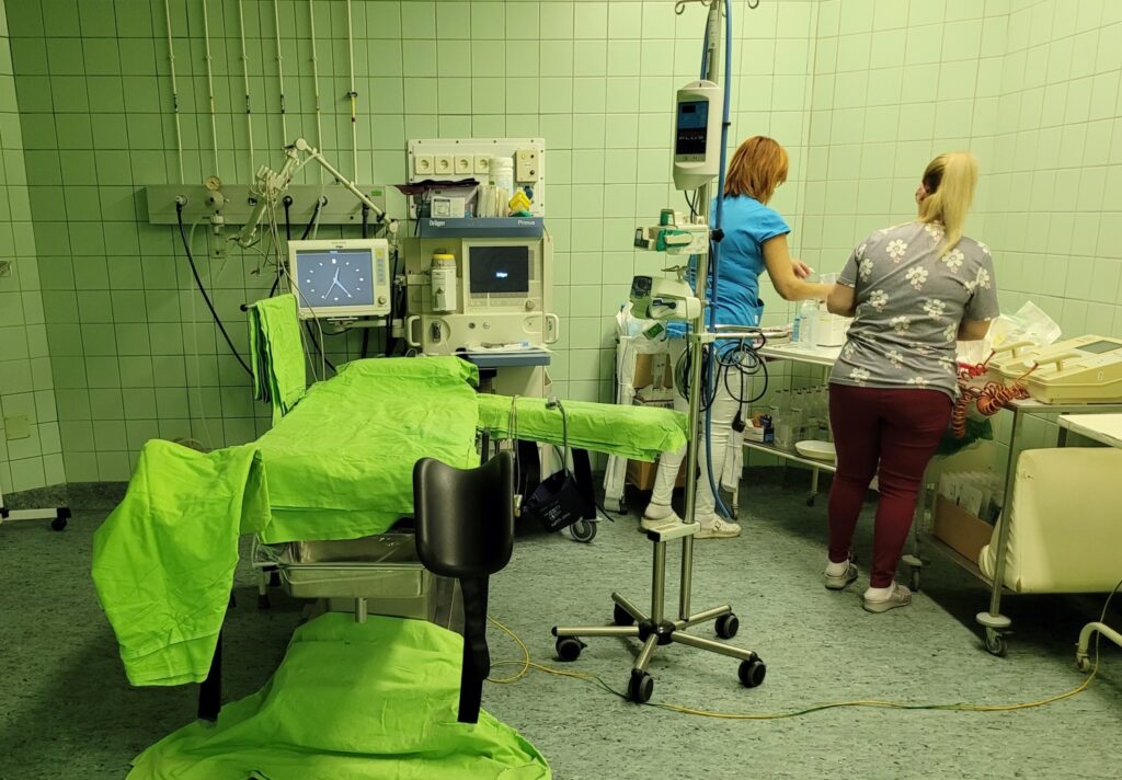 Megújul a légtechnika a nőgyógyászati műtőkben és a szülőszobán